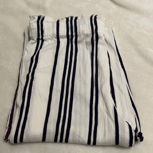 White & blue striped pants